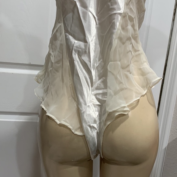 Vintage 80s Terry Russo Cream  Embroidered Teddy L - Picture 4 of 10